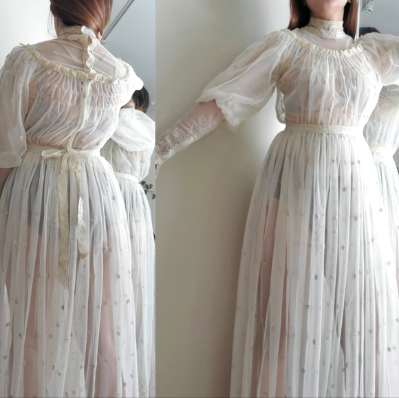 🚫SOLD🚫Vintage Mesh Bridal Dress - Picture 2 of 16